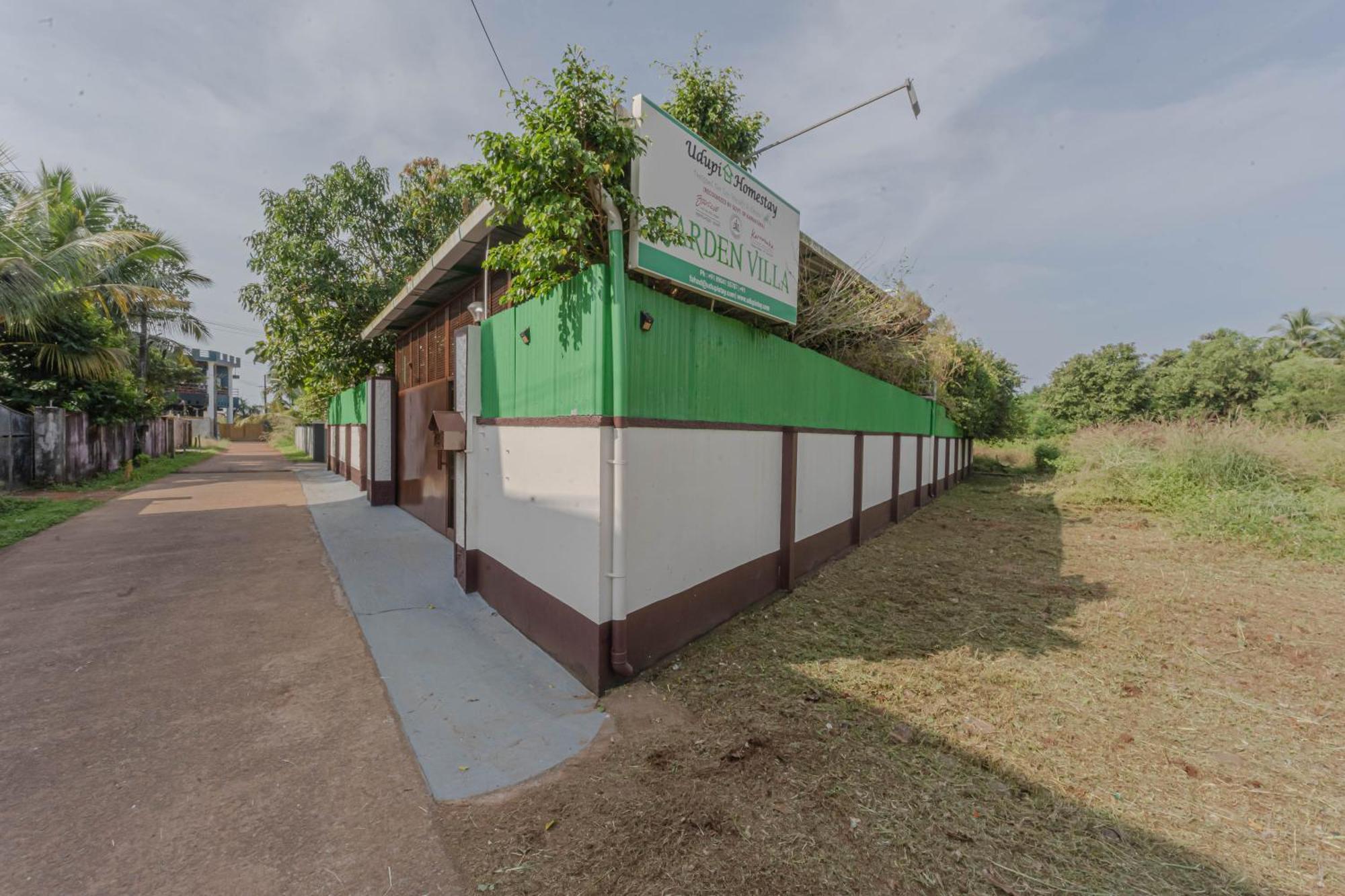Udupi Homestay Garden Villa Esterno foto