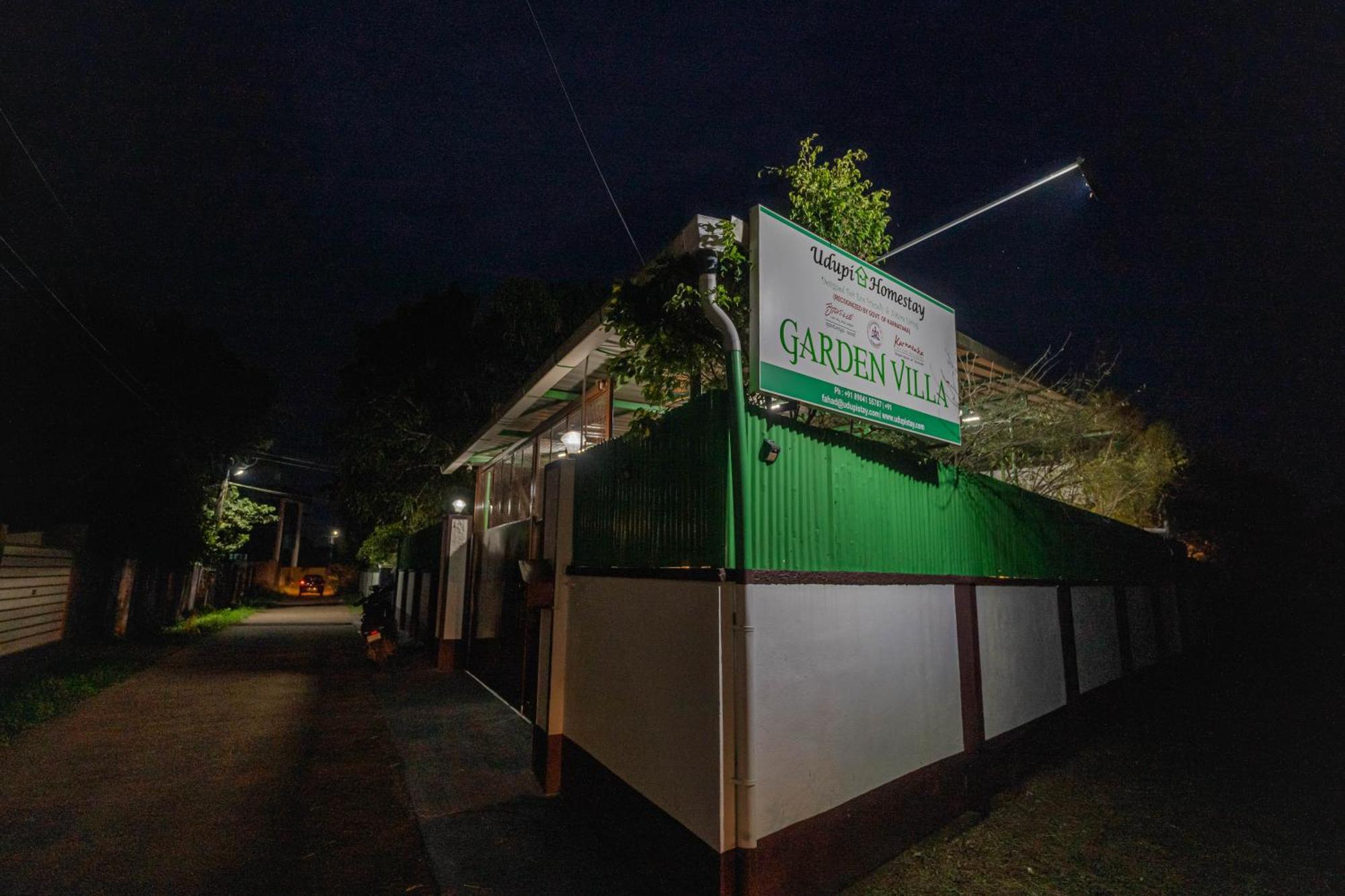 Udupi Homestay Garden Villa Esterno foto
